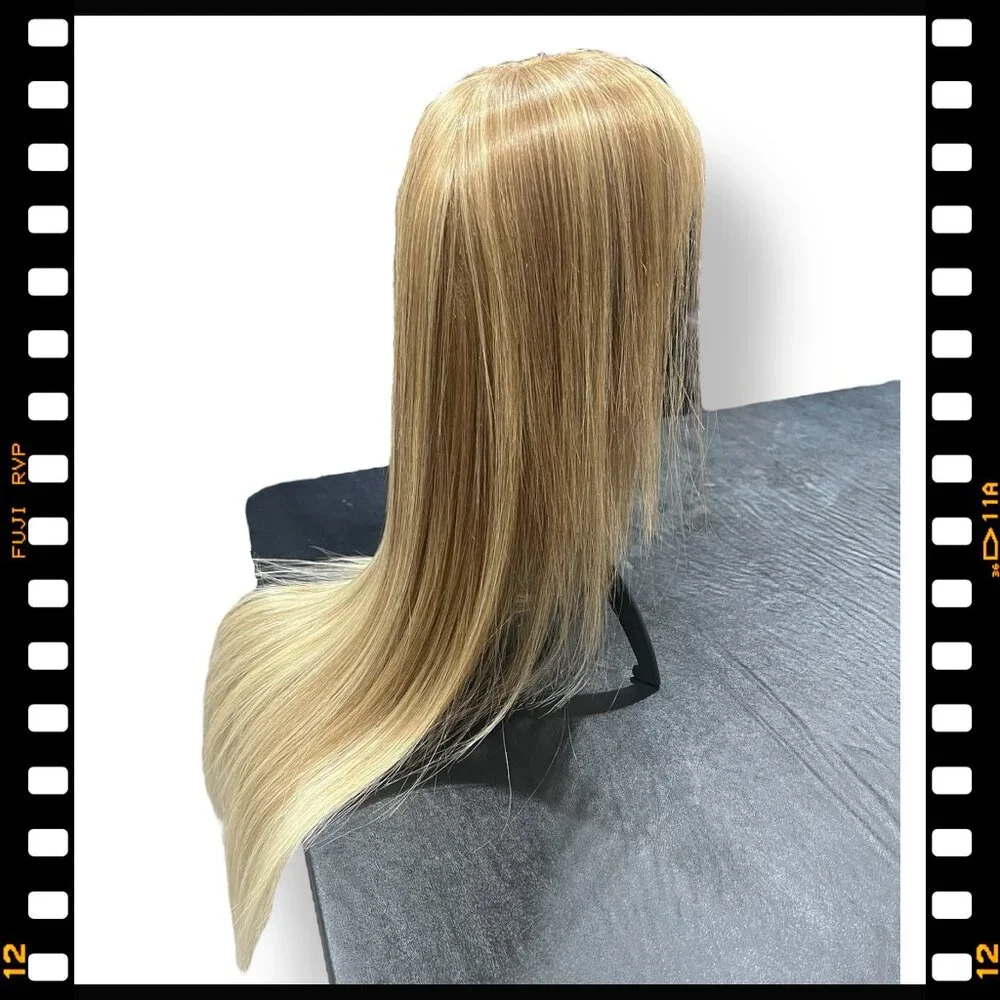Blonde Straight Long Wig - Natural Honey Blonde